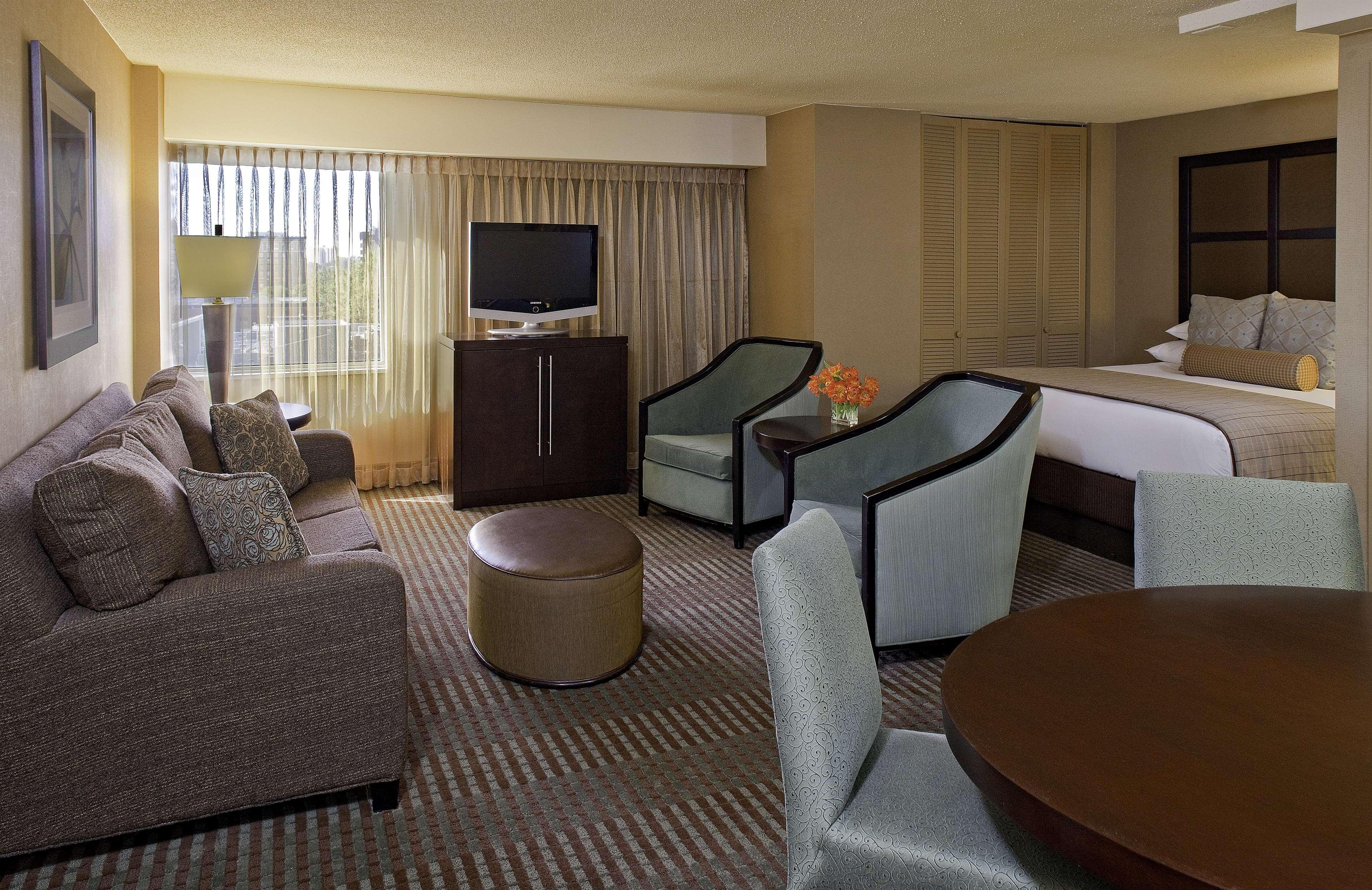 ไฮแอท รีเจนซี - กรีนวิลล์ Hotel ภายนอก รูปภาพ
