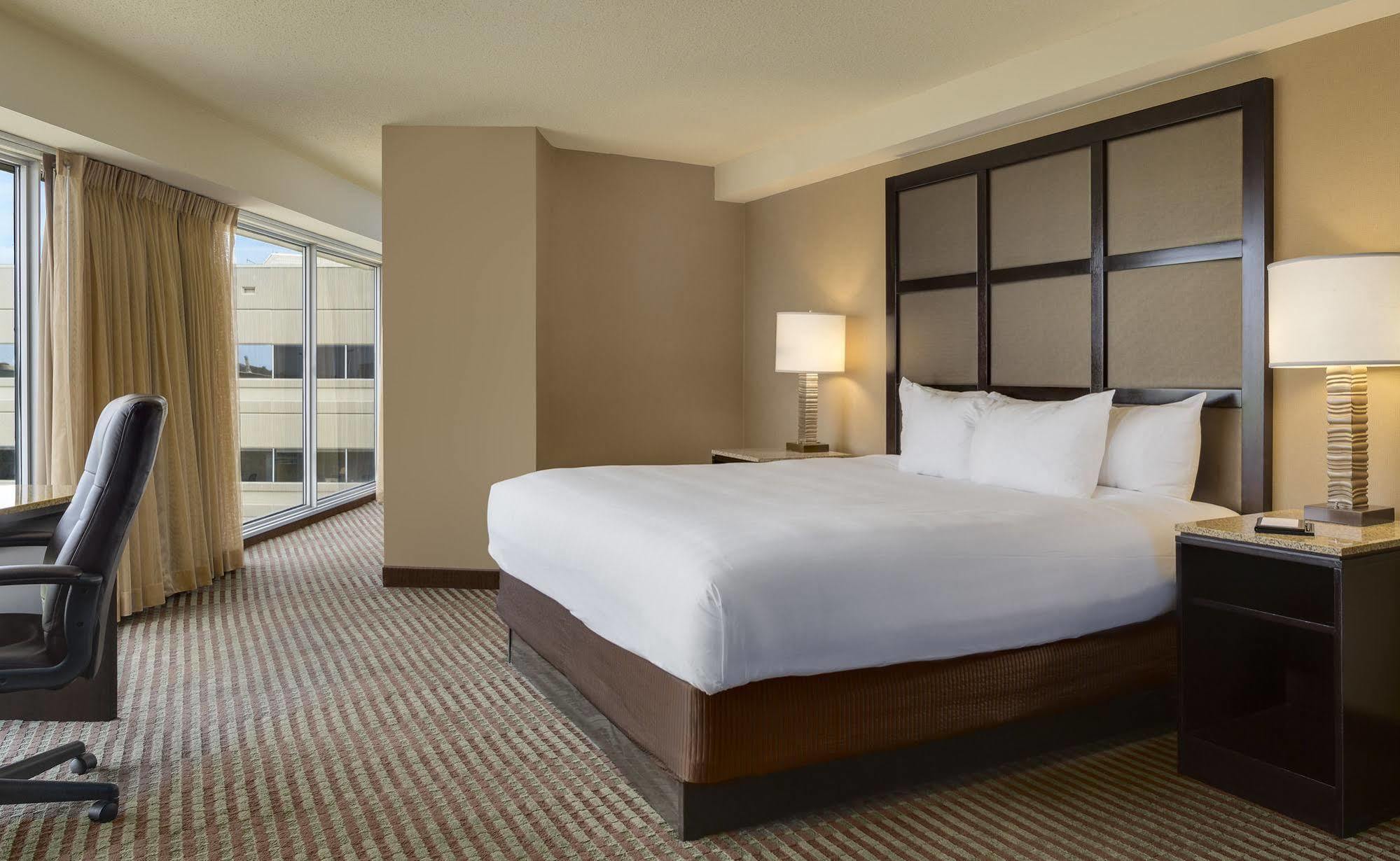 ไฮแอท รีเจนซี - กรีนวิลล์ Hotel ภายนอก รูปภาพ